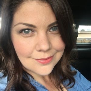 Meet your Posher, Tiffany